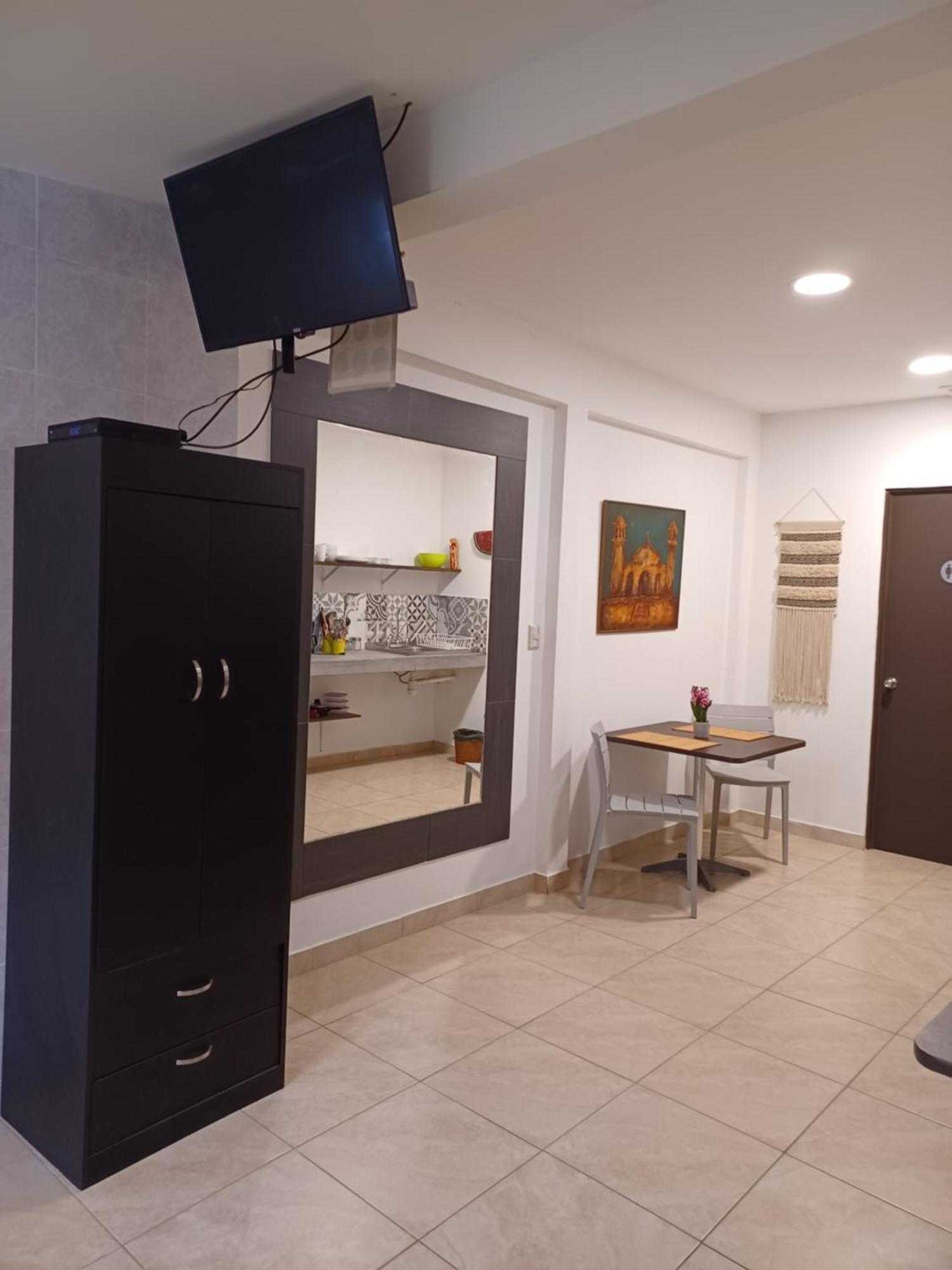 Charlys Place San Salvador Luaran gambar
